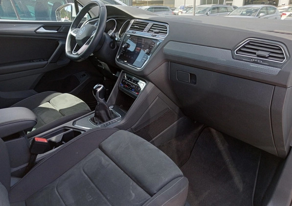 Volkswagen Tiguan cena 104900 przebieg: 82770, rok produkcji 2020 z Buk małe 529